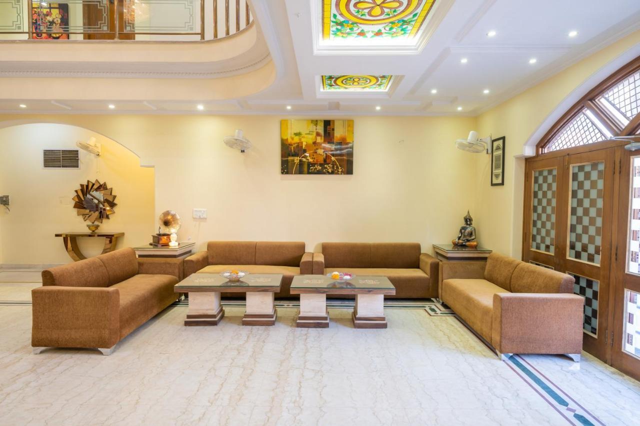 V Inn Villa ג'איפור מראה חיצוני תמונה