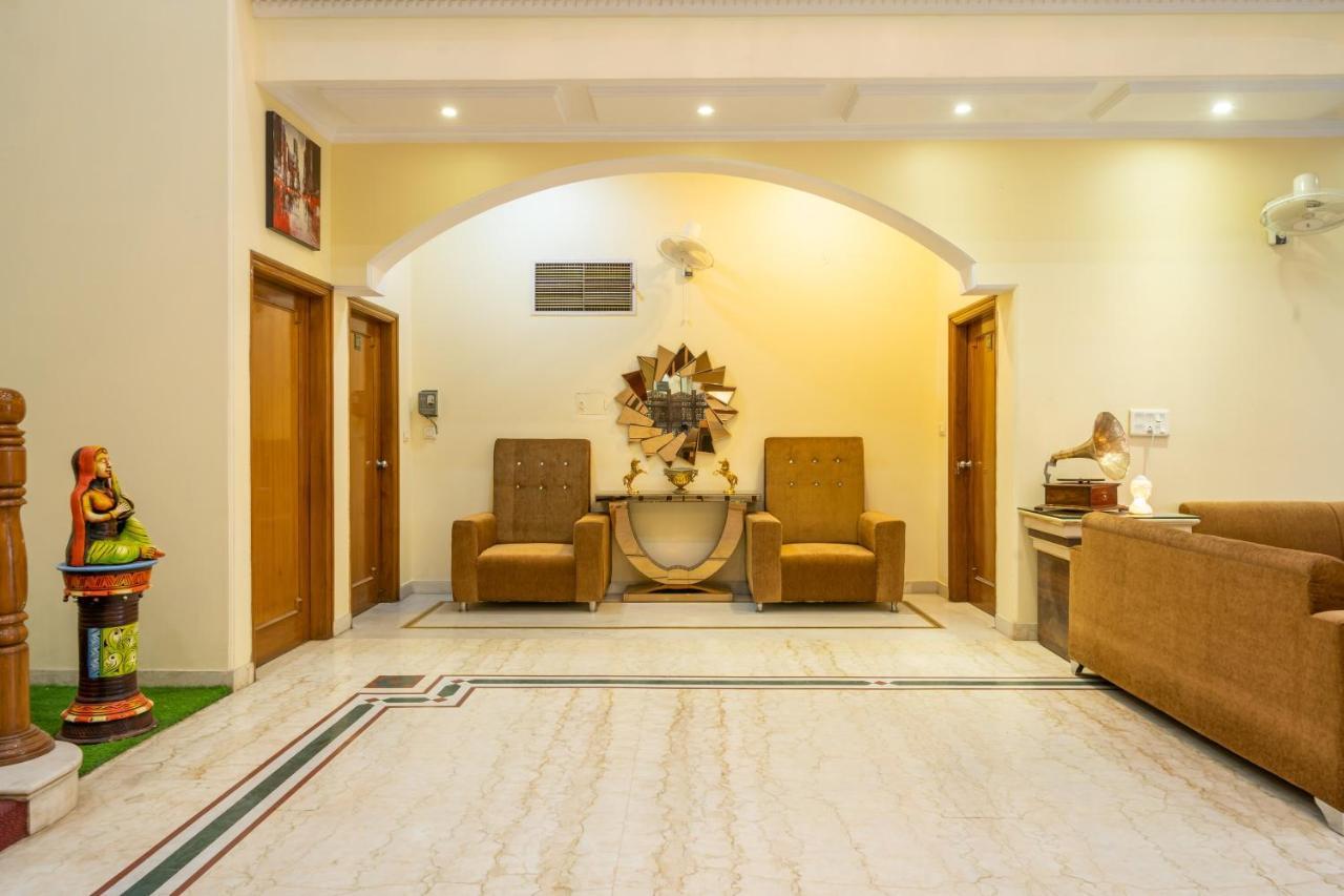 V Inn Villa ג'איפור מראה חיצוני תמונה