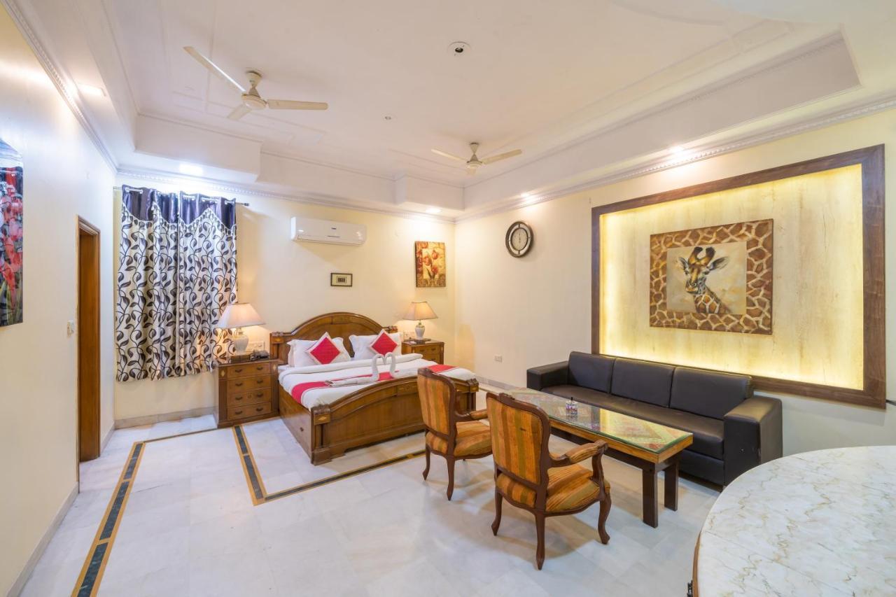 V Inn Villa ג'איפור מראה חיצוני תמונה
